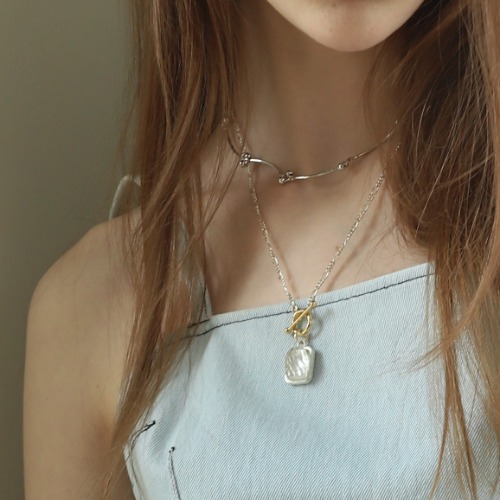 Square Oasis Toggle Necklace